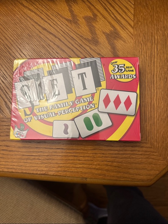Other - SET Family Visual Perception Game - Red & Yellow Box